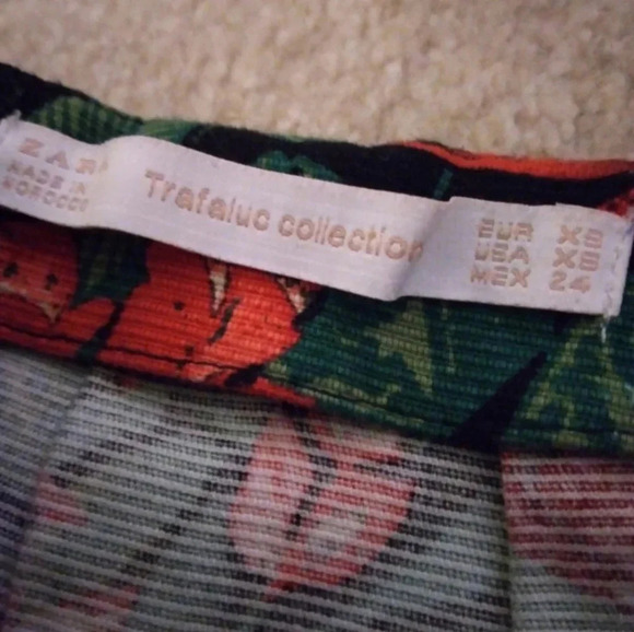 ZARA floral mini skirt X-small like new - Picture 6 of 8